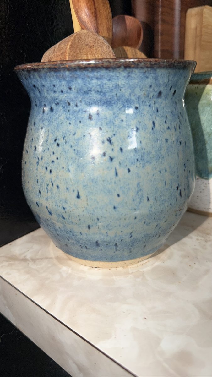 Ceramic Closed Form Canister · Medium