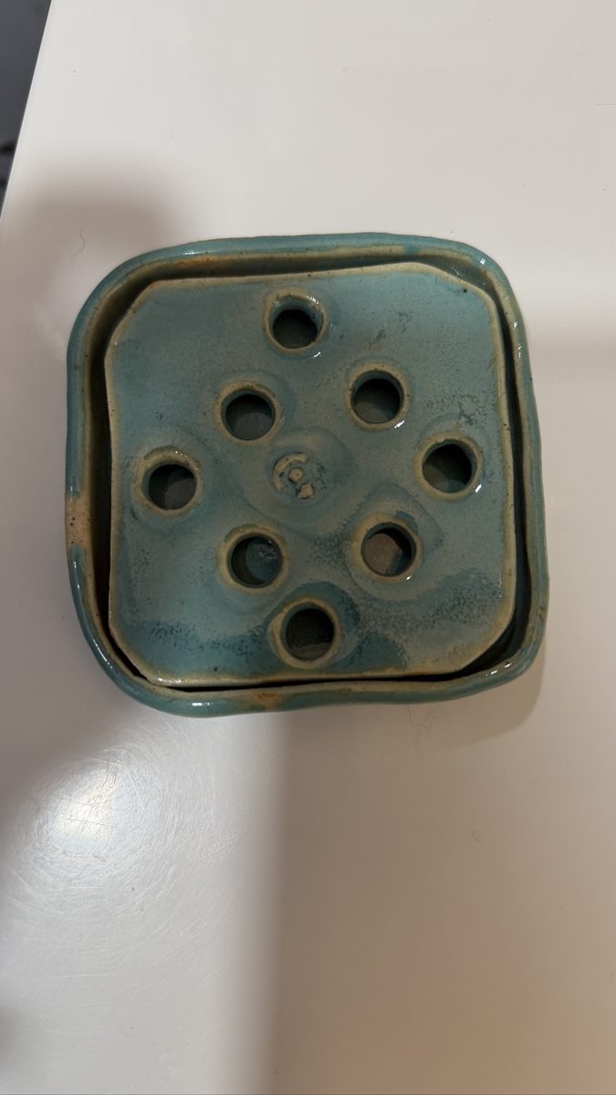 Handcrafted Ceramic Sponge Dish · Medium